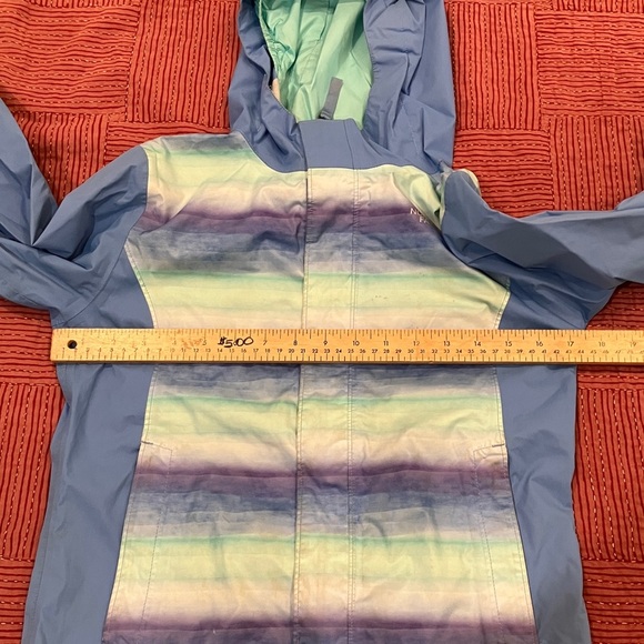 The North Face Kids Multicolor Striped Raincoat - Picture 4 of 16